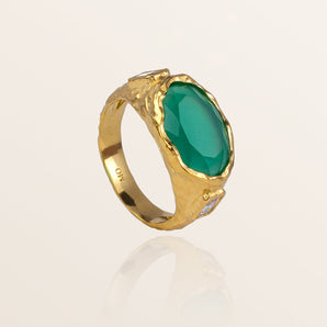 Chunky Hammered Gold Ring with Green Gemstone, Green Chalcedony, Green Onyx Ring, Hammered gold gemstone ring, molten gold ring, green gemstone ring, 