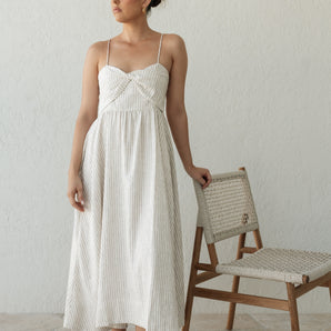The Signature Linen Dress