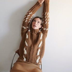 Barbora: Brown Wool Turtleneck