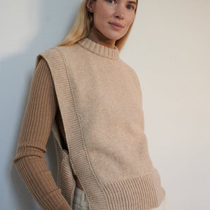 Kalvos: Sand Merino Wool Vest