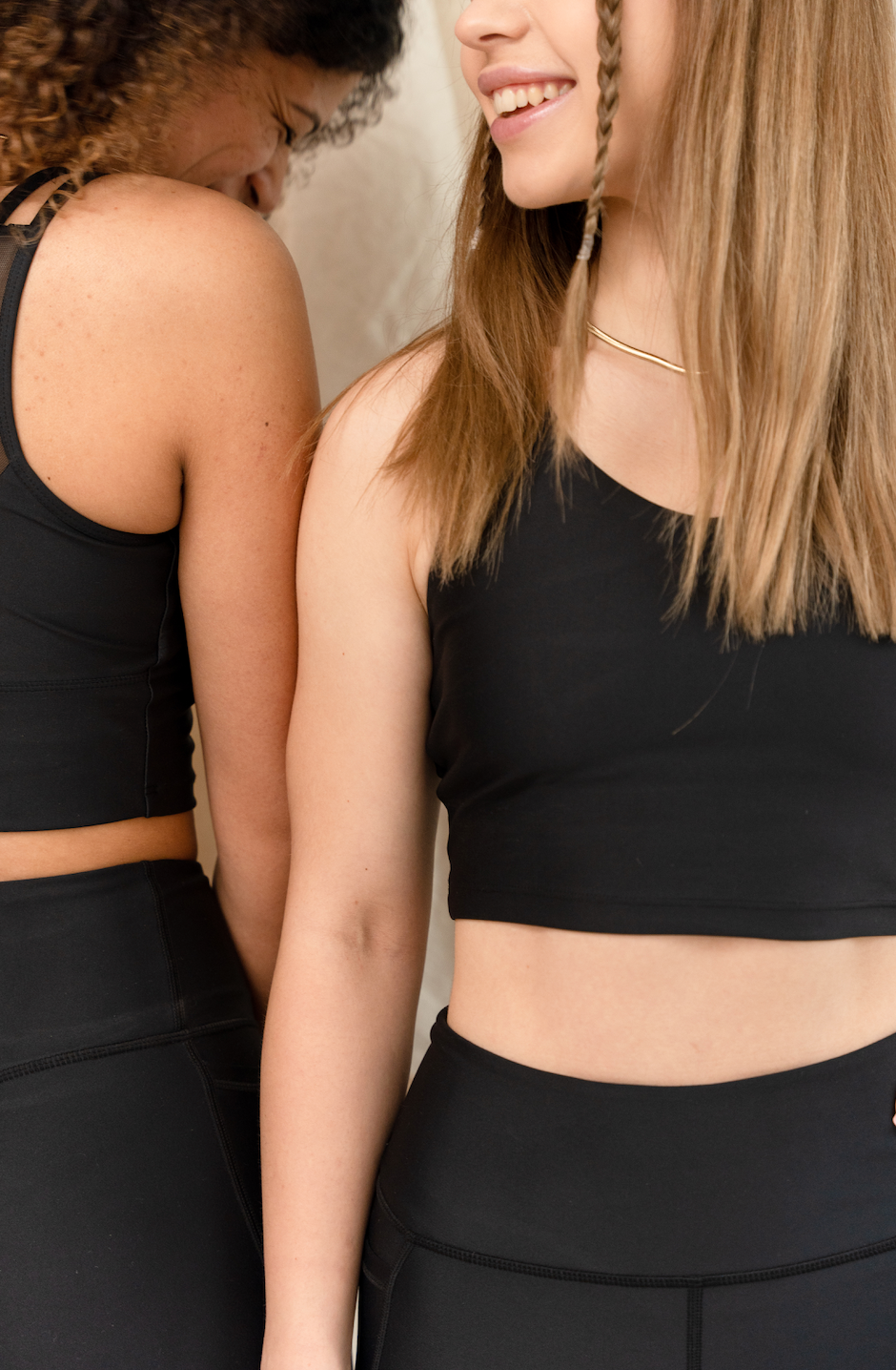Sustainable Activewear, Sustainable Fashion, Eco-Friendly Workout Clothes, Ethical Sportswear, Organic Fitness Apparel, Recycled Materials Activewear, Green Fitness Fashion, Ethical Athletic Wear, Eco-Conscious Sportswear, Sustainable Performance Gear,