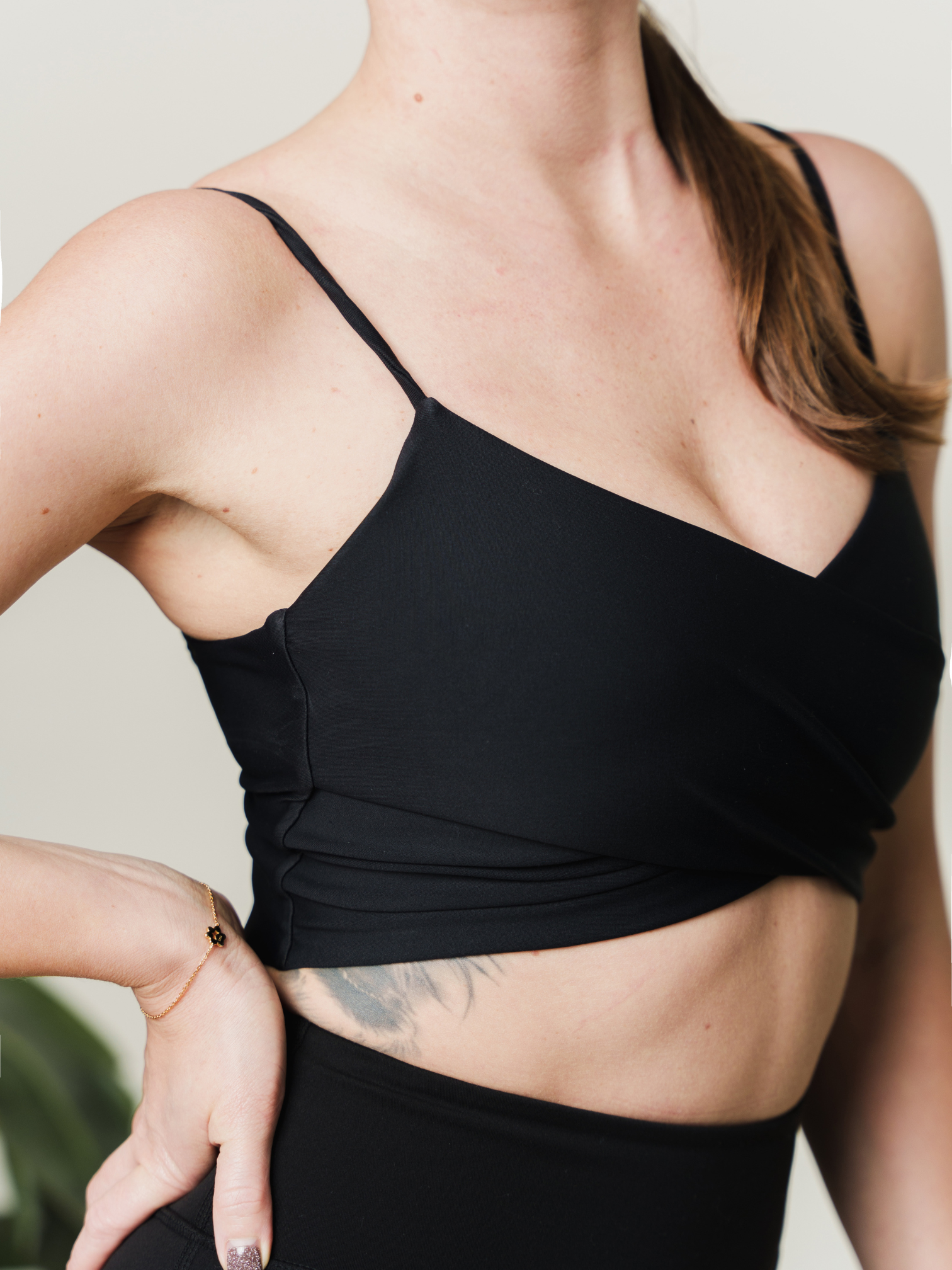 sustainable activewear uk, organic clothing uk, sustainable activewear, activewear london, london fashion, london activewear, london sustainable clothing, organic activewear, sustainable athletic wear, black sport bra, sport bra for women