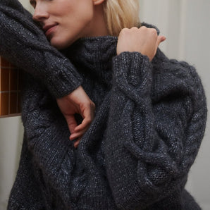 Ūla: Dark Grey Merino Wool Sweater