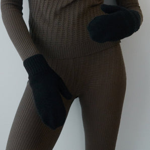 Vilna: Black Alpaca Wool Mittens & Neckwarmer Set